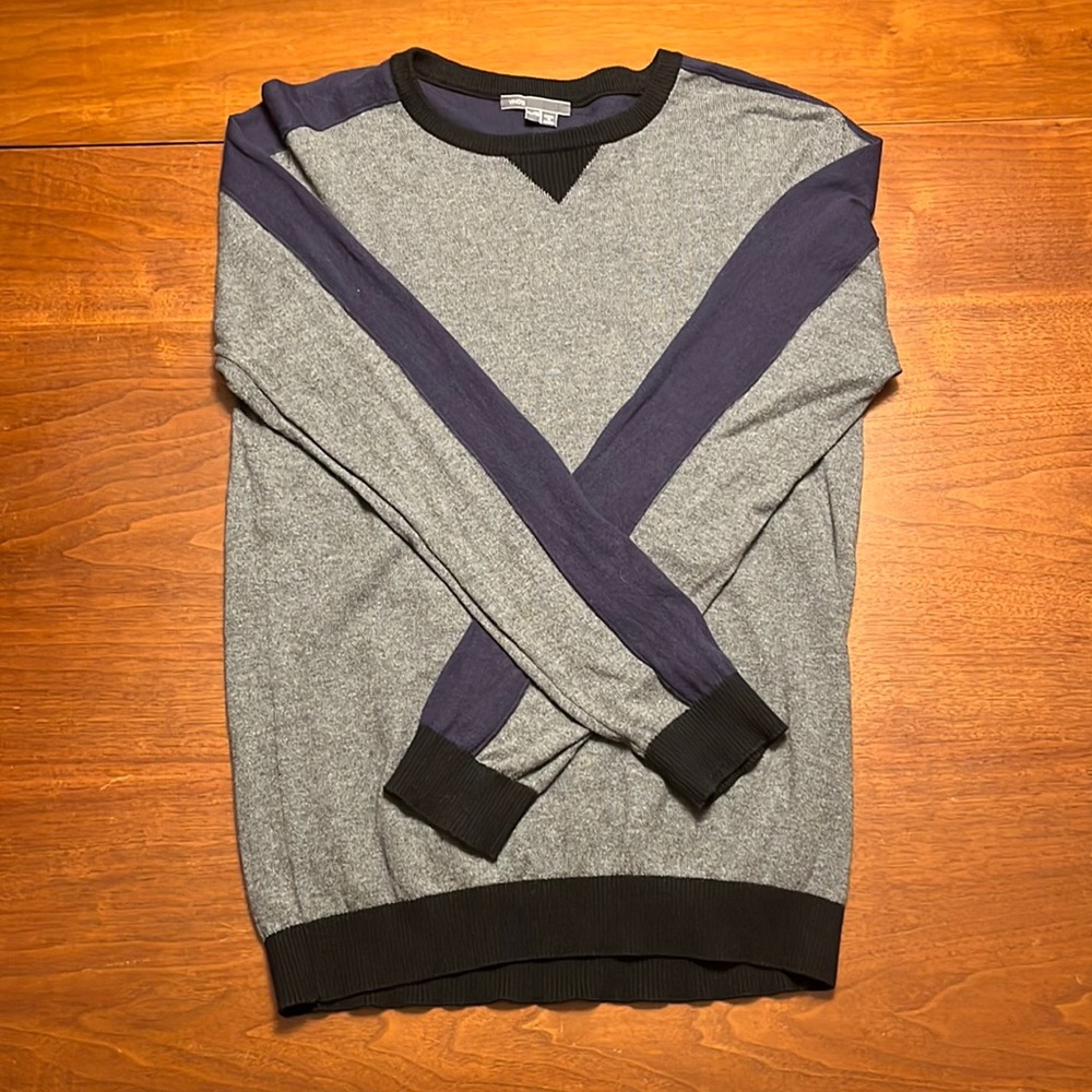Women’s size XL VINCE sweater